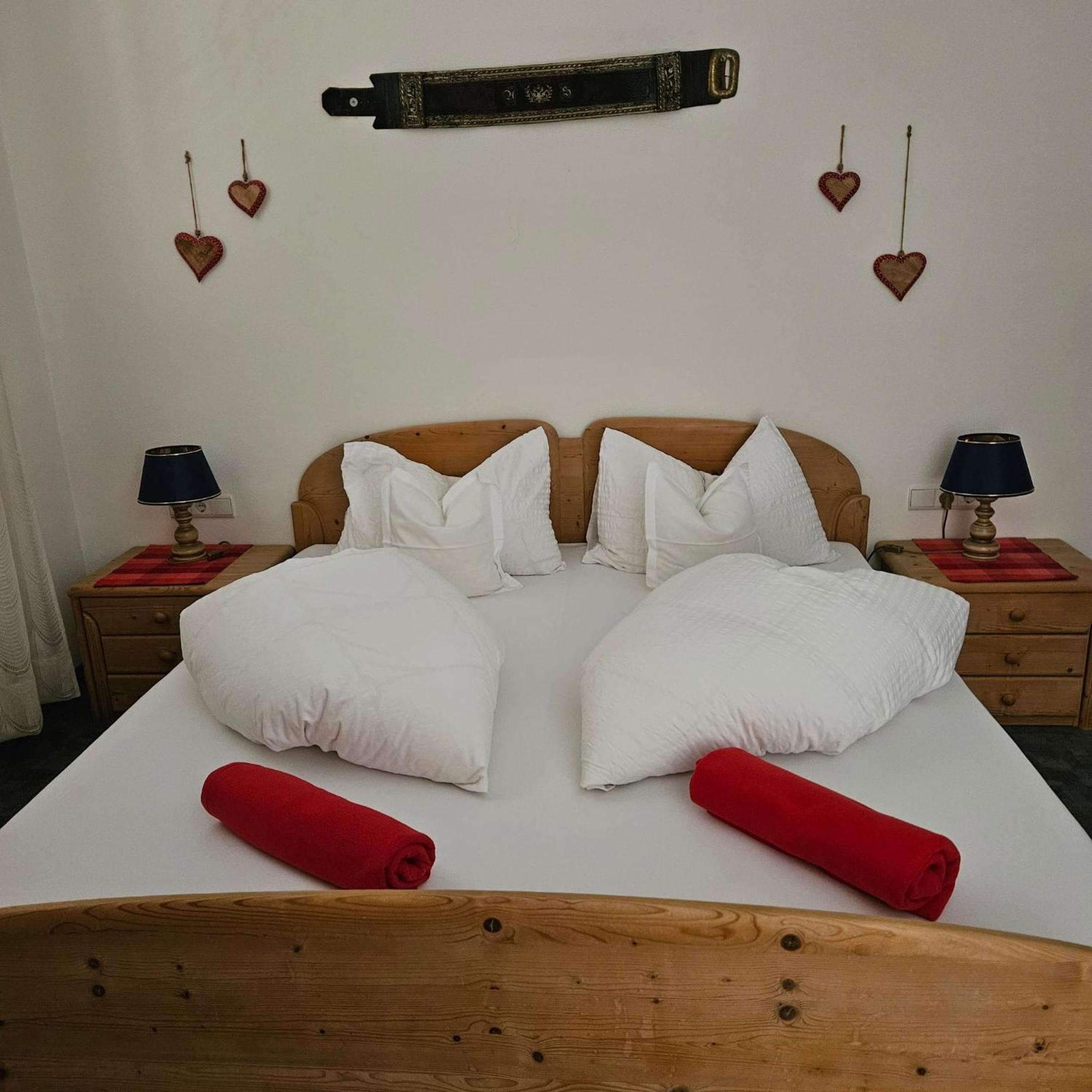 Garni Unterwegguetl Bed and Breakfast Naturns Buitenkant foto