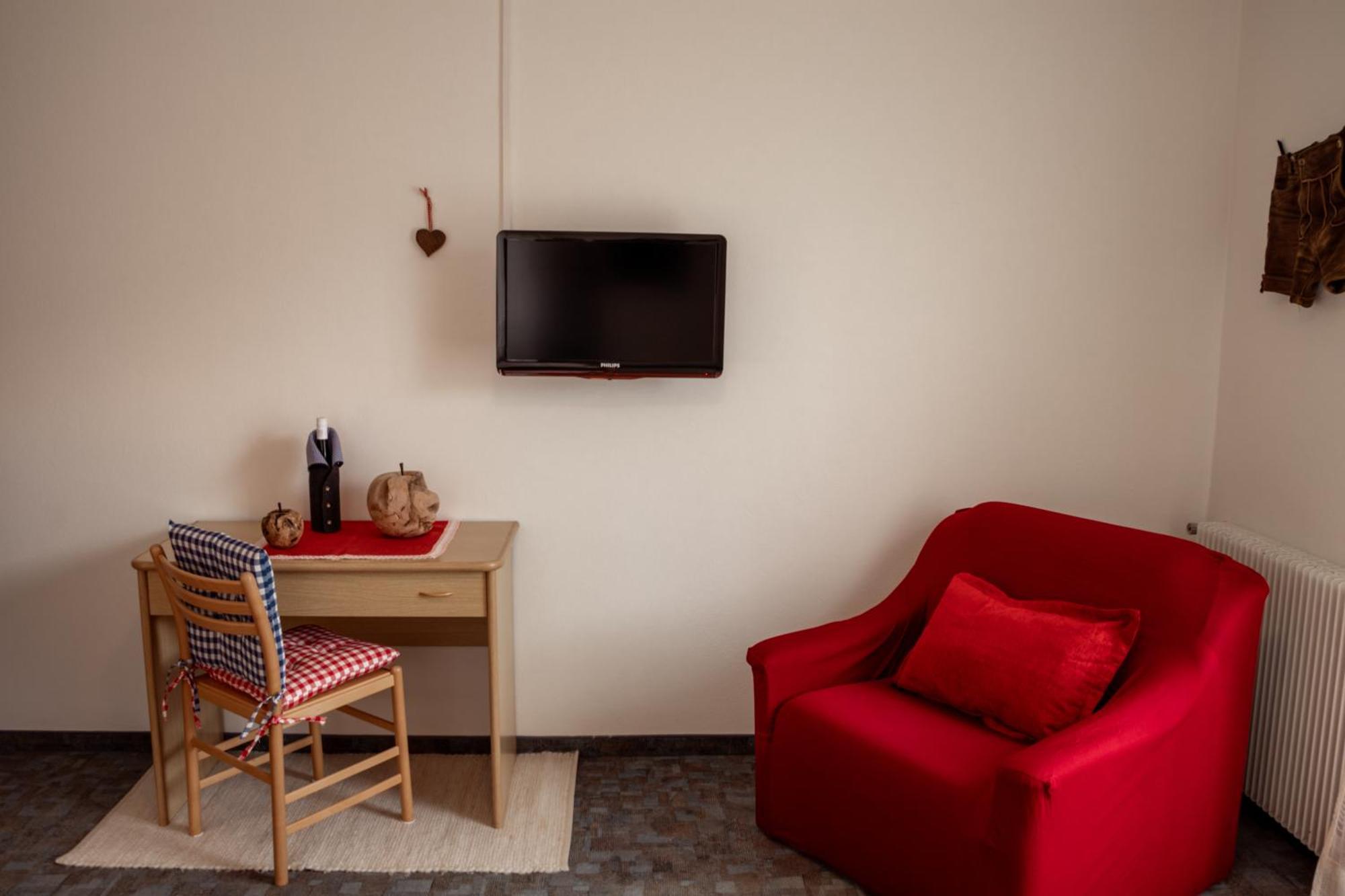 Garni Unterwegguetl Bed and Breakfast Naturns Buitenkant foto