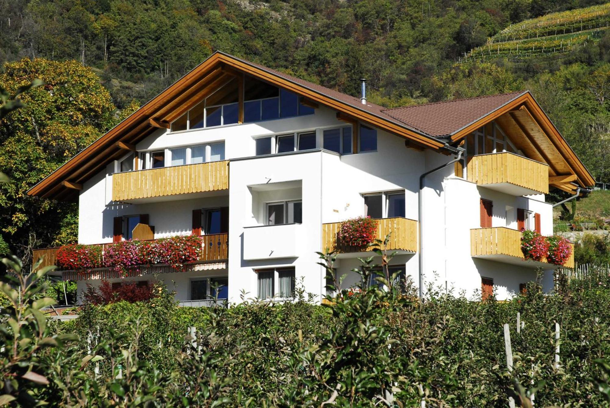 Garni Unterwegguetl Bed and Breakfast Naturns Buitenkant foto