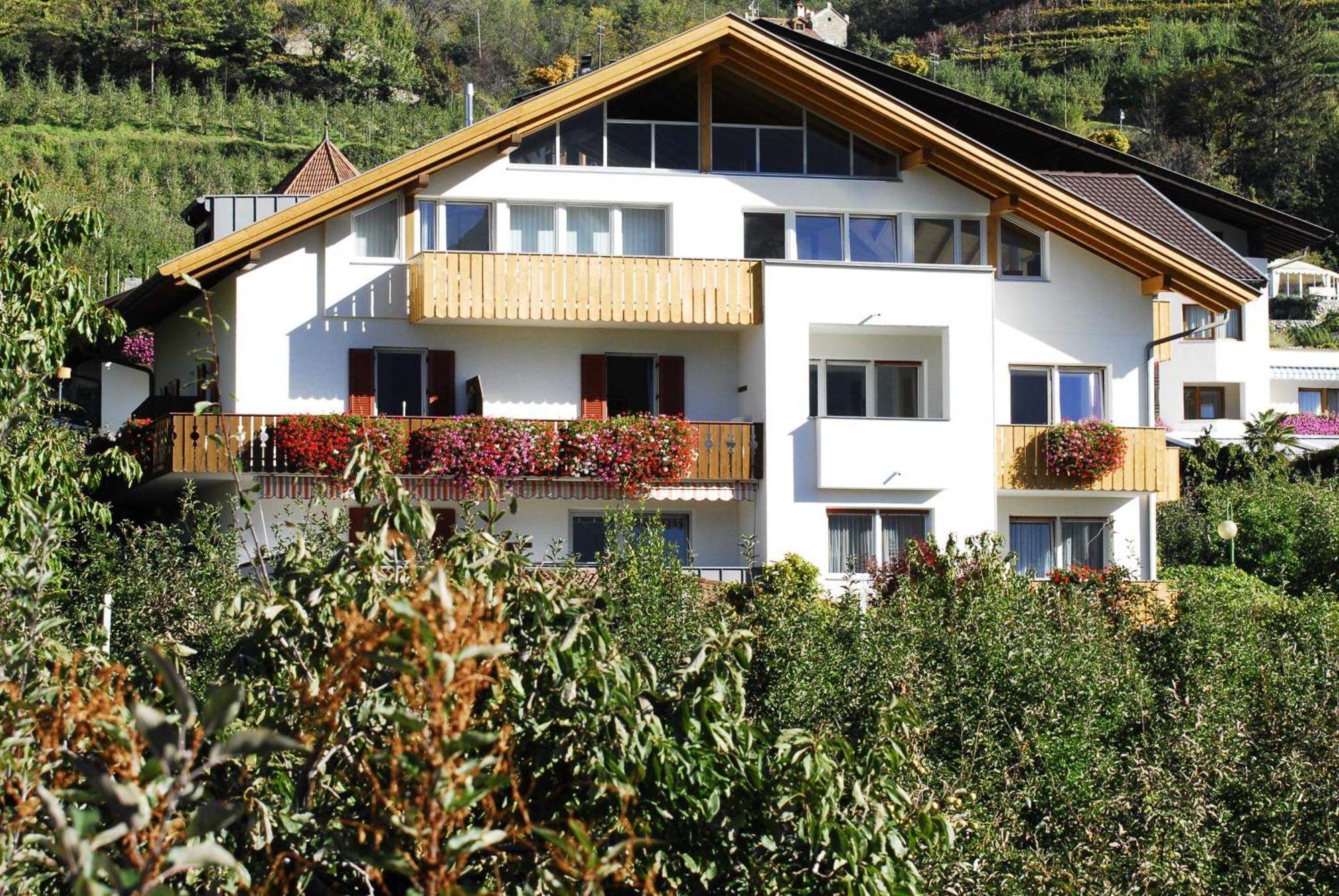 Garni Unterwegguetl Bed and Breakfast Naturns Buitenkant foto